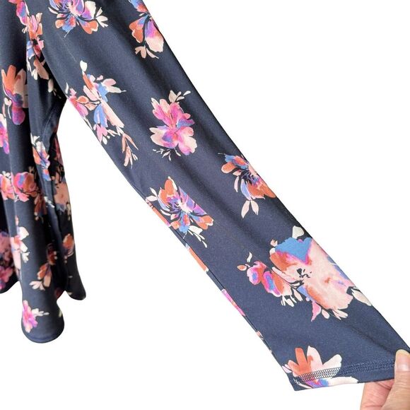 J. Jill Fit Performance Tee Tunic Top Sz 2X Black Floral Long Sleeve Super Soft - Picture 4 of 8